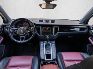 2016 Porsche Macan