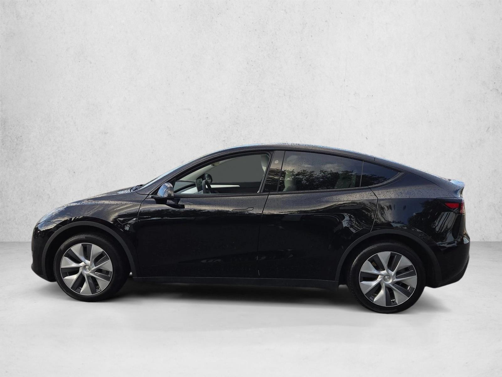 Thumbnail: 2024 Tesla Model Y - 2