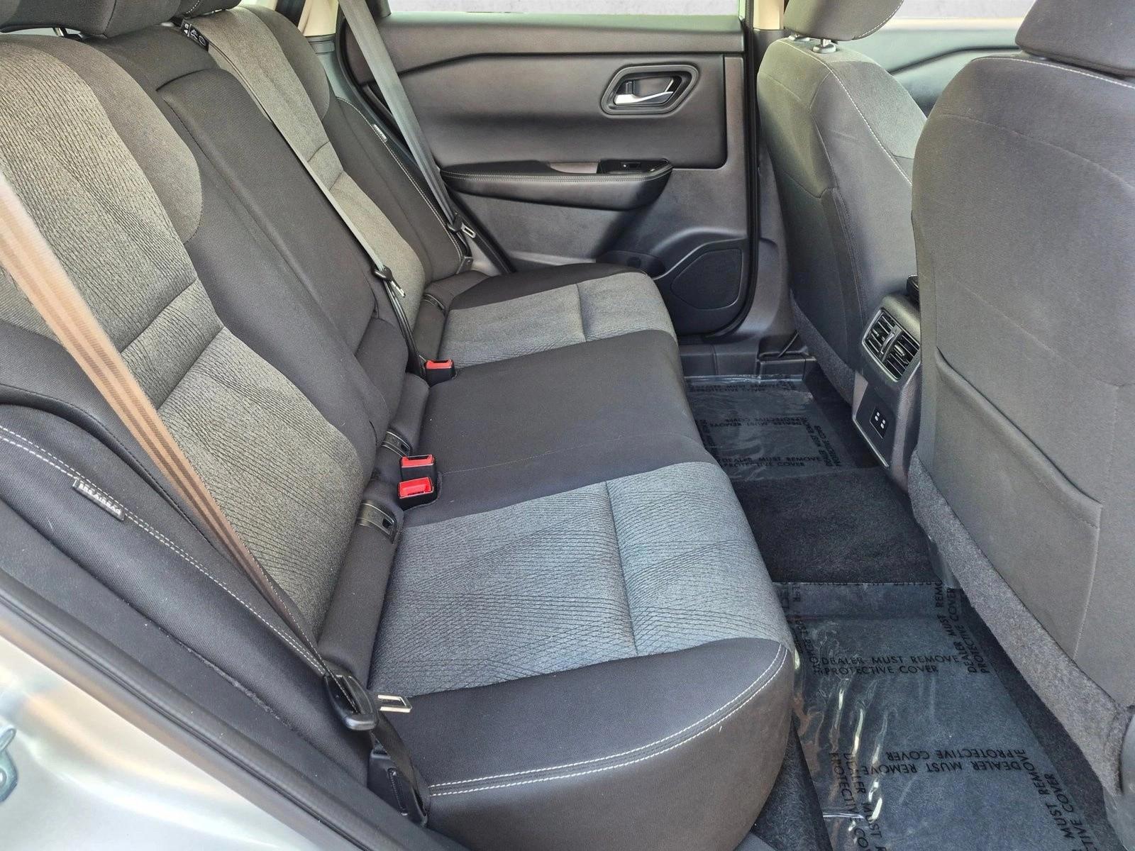 2025 Nissan Rogue SV - Photo 26