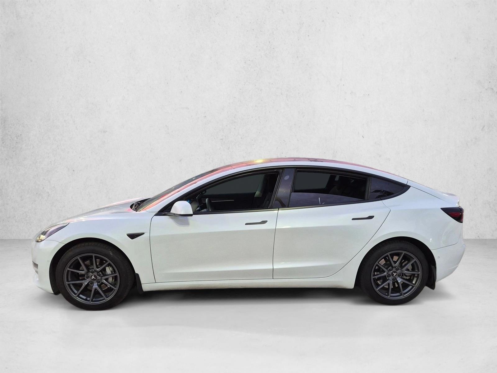 Thumbnail: 2022 Tesla Model 3 - 2