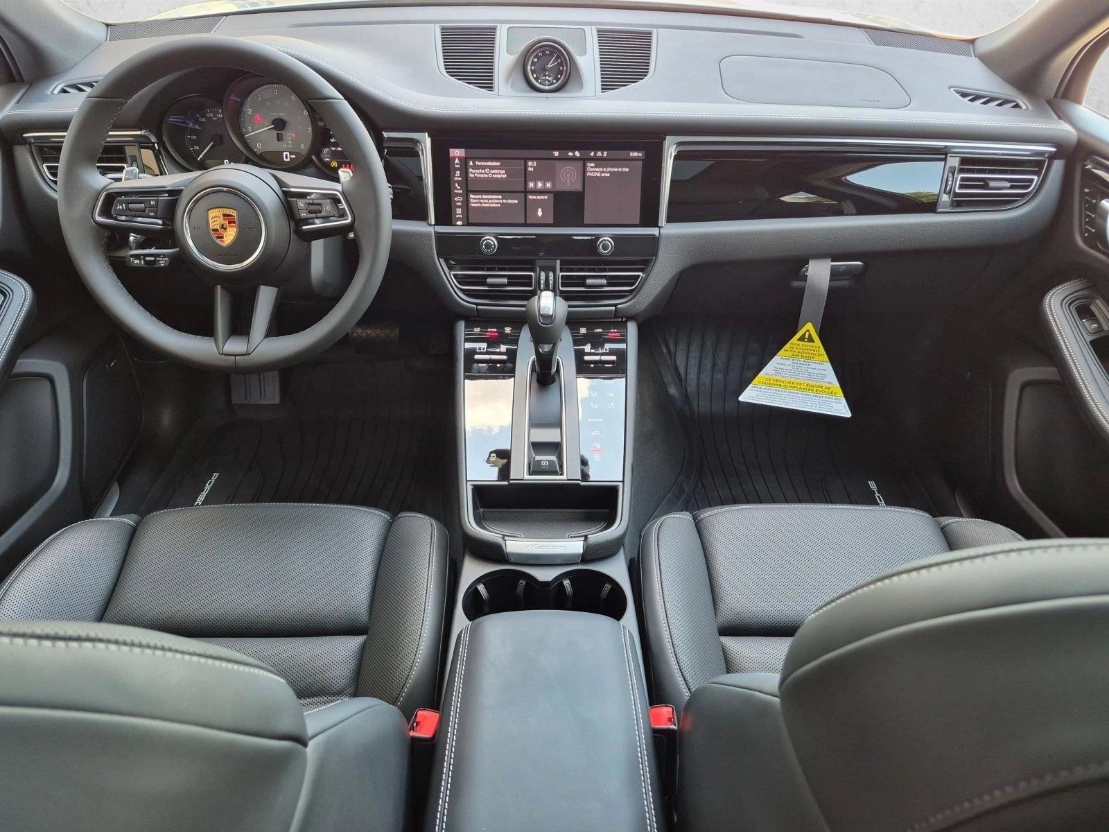 Thumbnail: 2026 Porsche Macan - 5