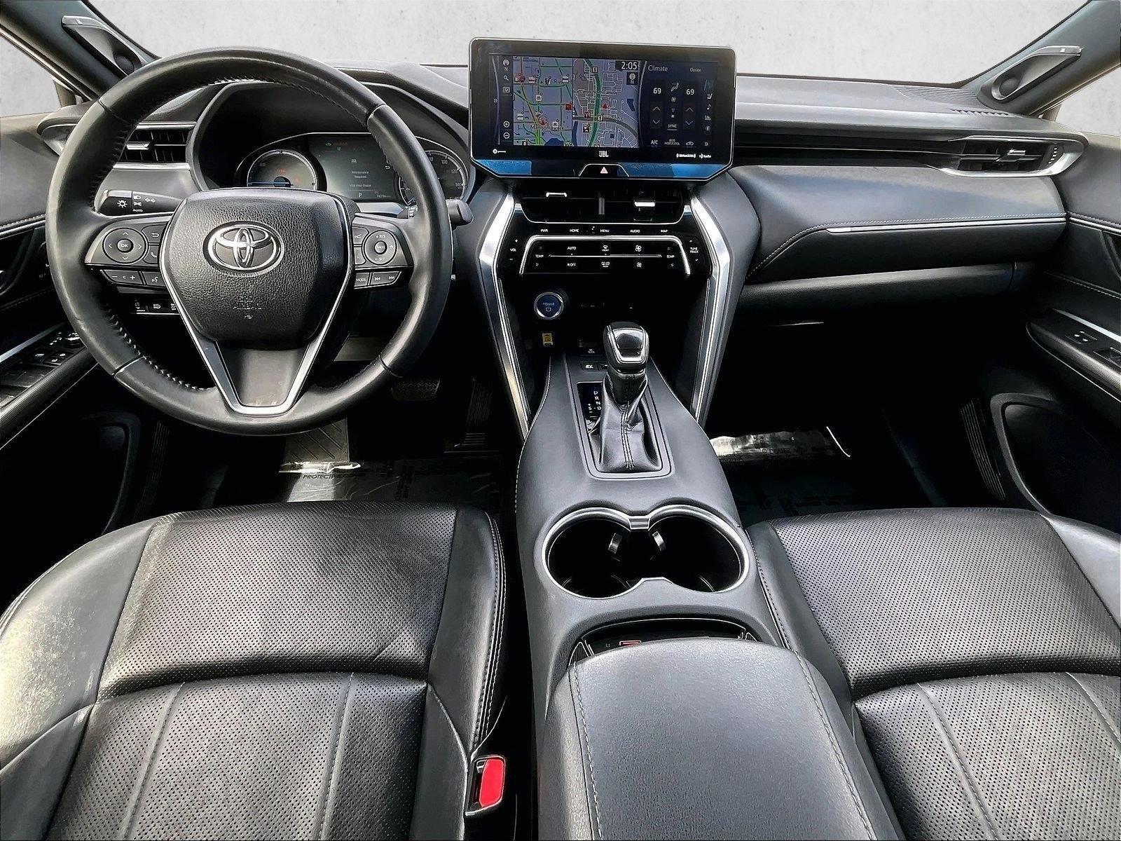 Thumbnail: 2021 Toyota Venza - 4