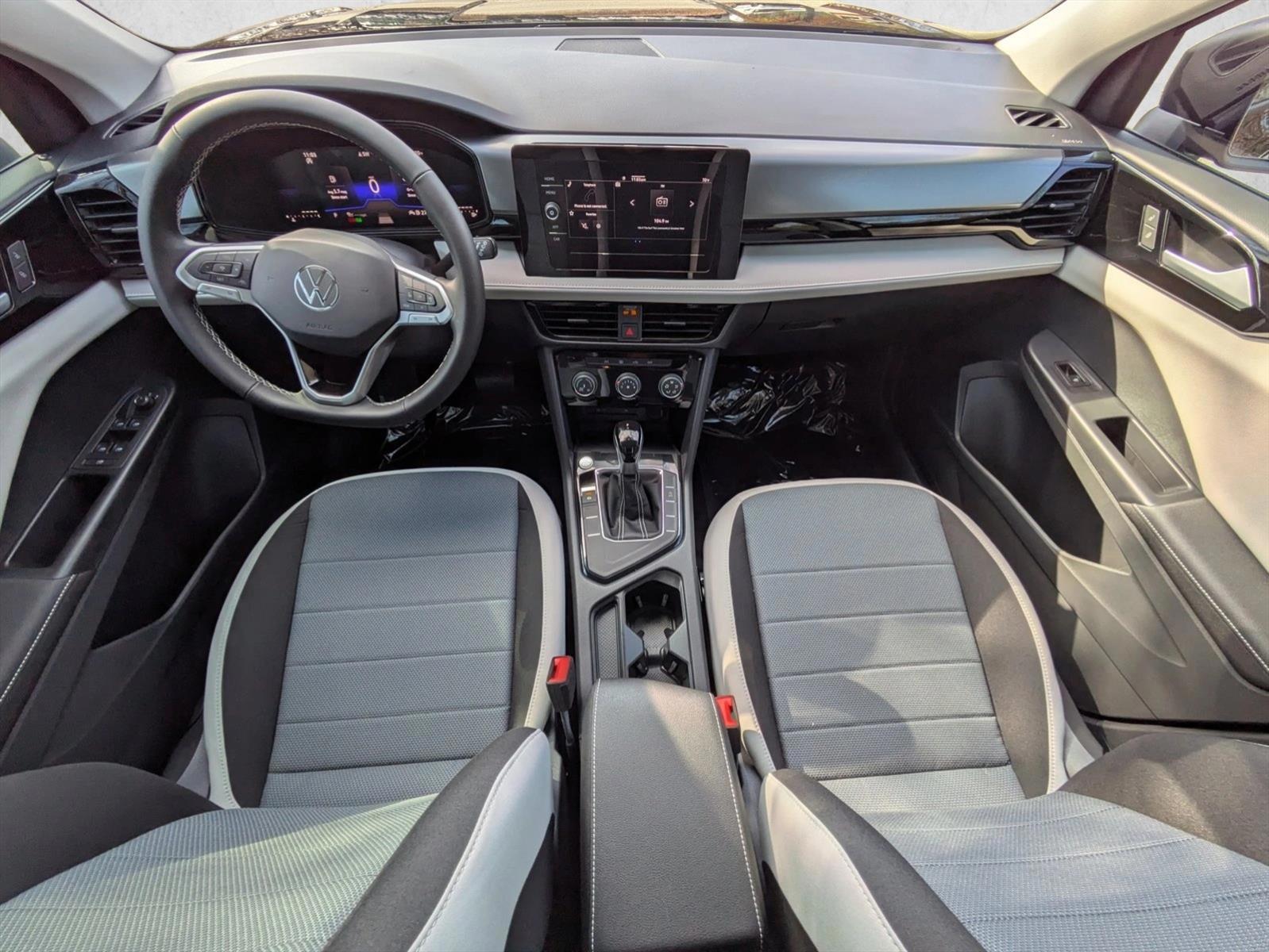 Thumbnail: 2026 Volkswagen Taos - 3