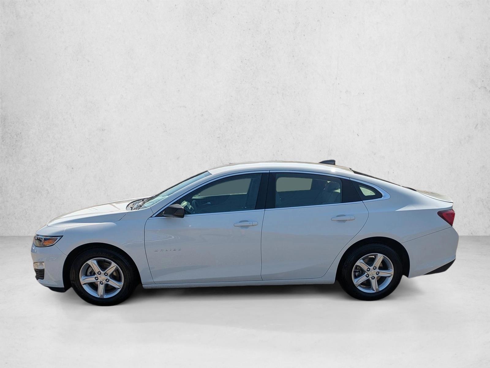 Thumbnail: 2023 Chevrolet Malibu - 2