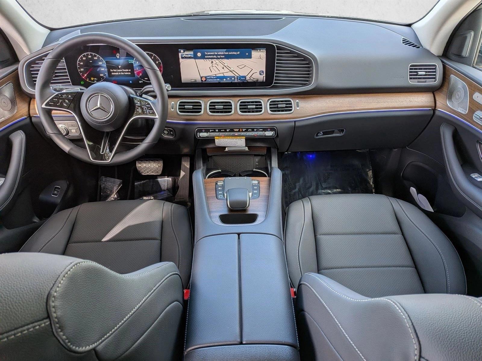 Thumbnail: 2026 Mercedes-Benz GLE - 3