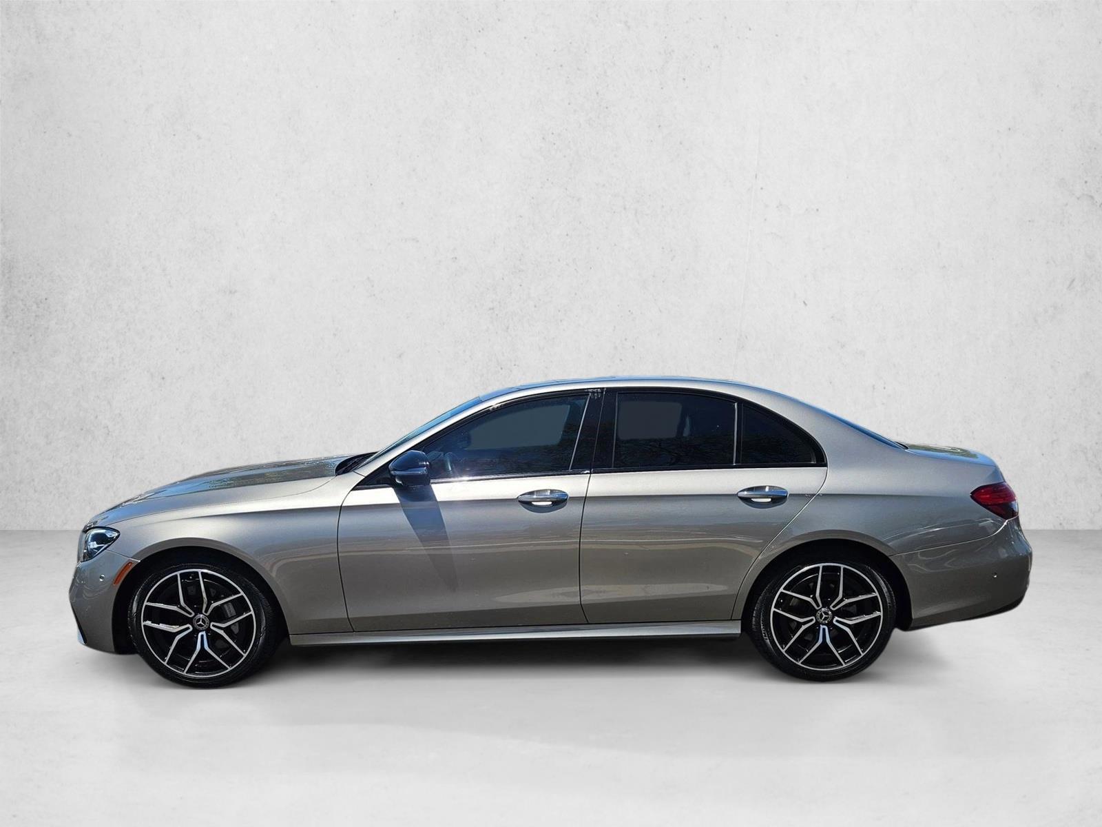Thumbnail: 2021 Mercedes-Benz E-Class - 2