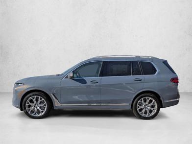 2026 BMW X7