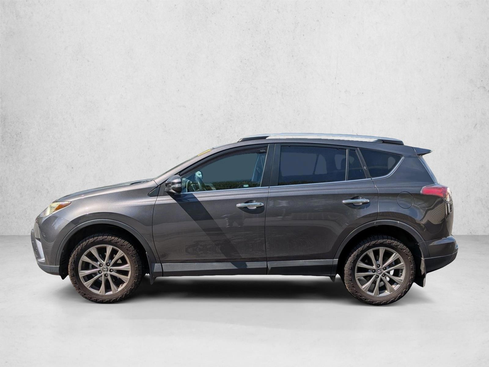 Thumbnail: 2017 Toyota RAV4 - 2