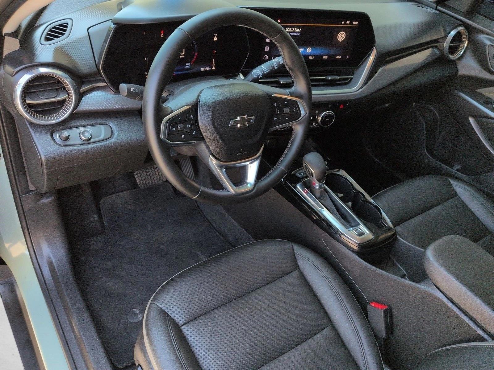 Thumbnail: 2024 Chevrolet Trax - 4
