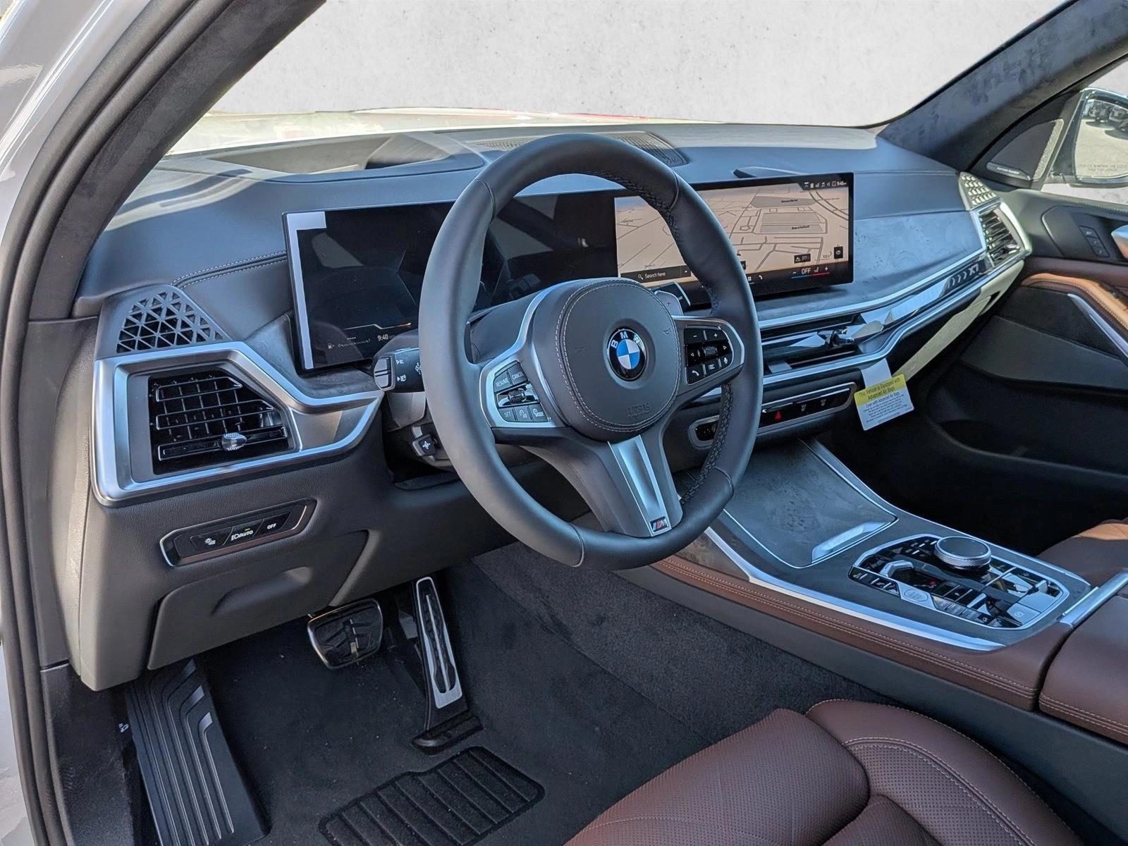Thumbnail: 2027 BMW X7 - 3