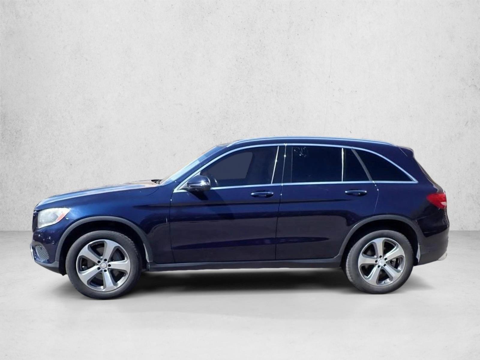 Thumbnail: 2016 Mercedes-Benz GLC - 6