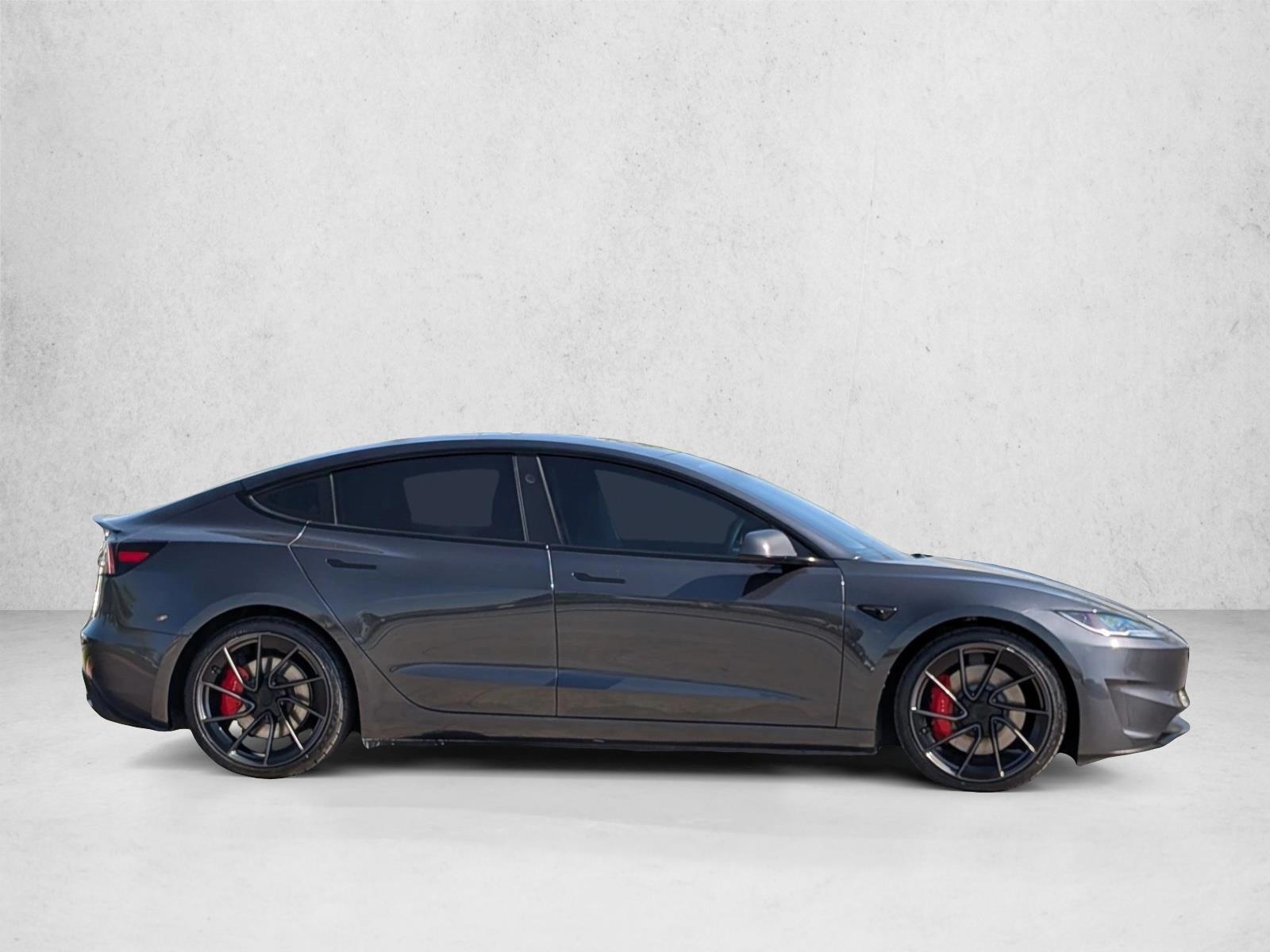 2025 Tesla Model 3 Performance - Photo 4