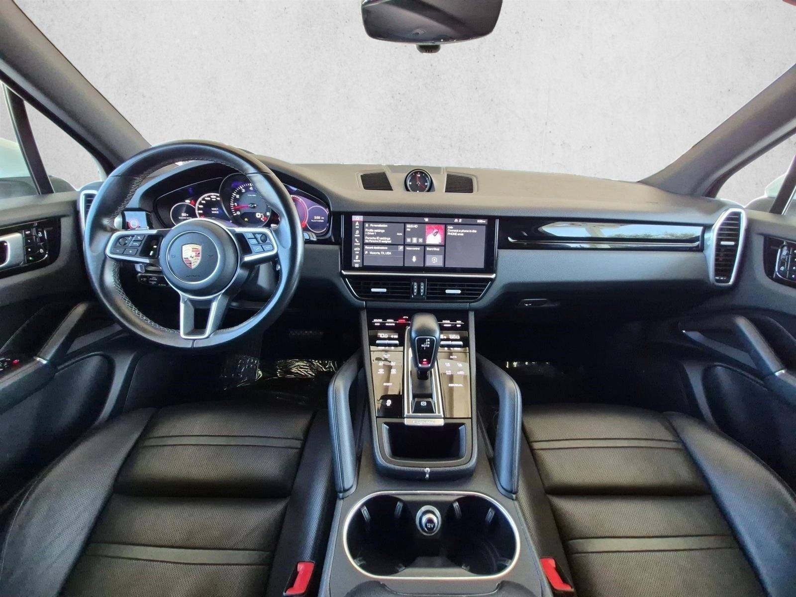 Thumbnail: 2019 Porsche Cayenne - 3