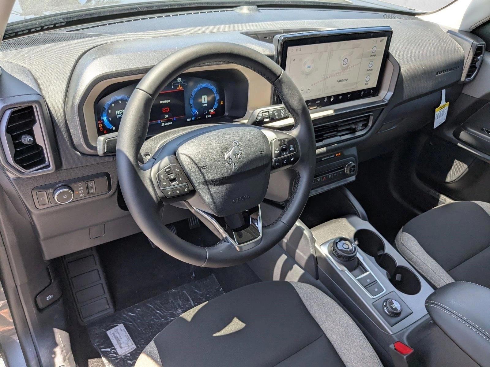 Thumbnail: 2025 Ford Bronco Sport - 3