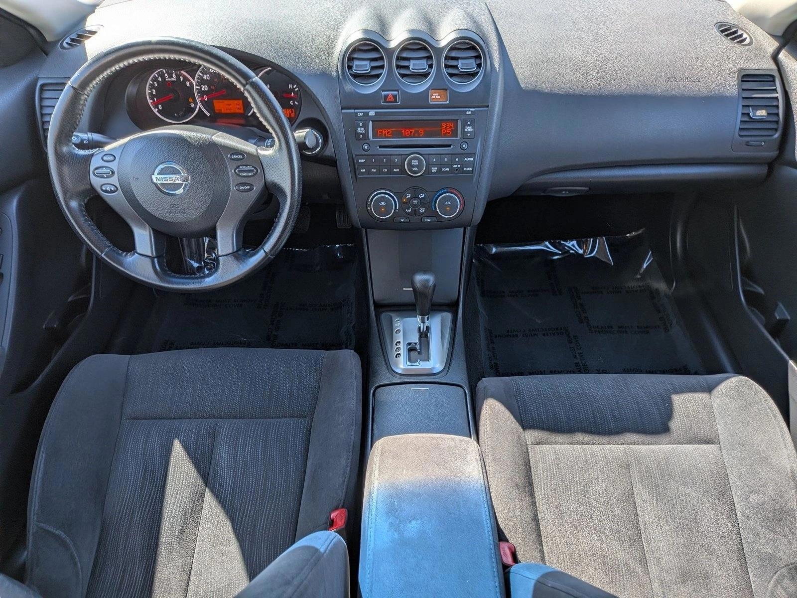 Thumbnail: 2011 Nissan Altima - 3