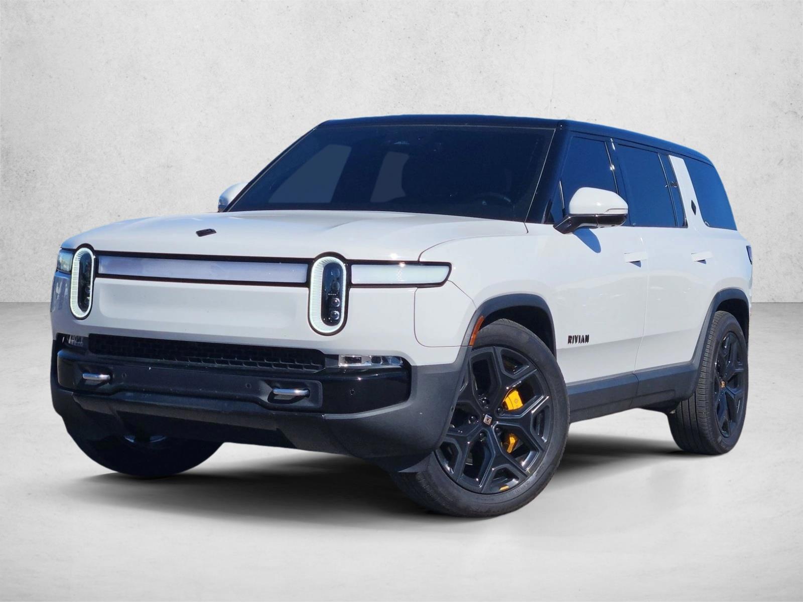 2023 Rivian R1S