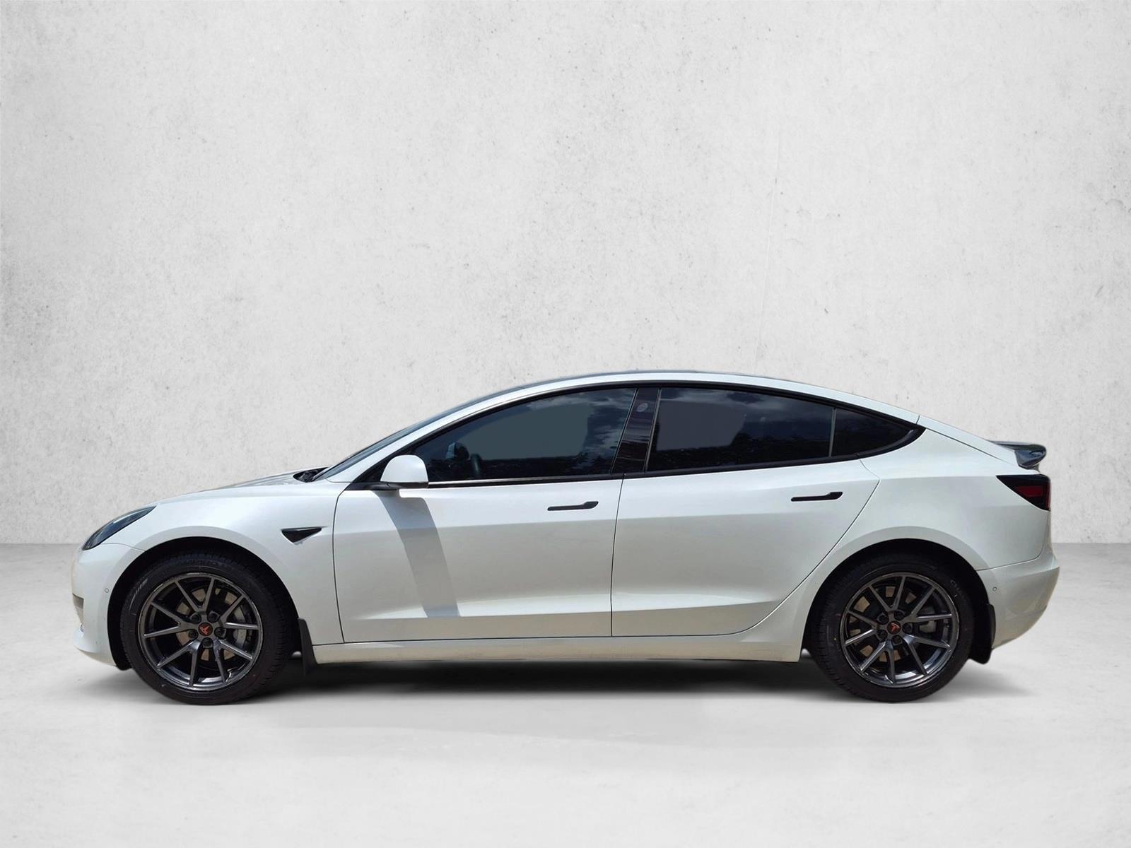 Thumbnail: 2022 Tesla Model 3 - 2