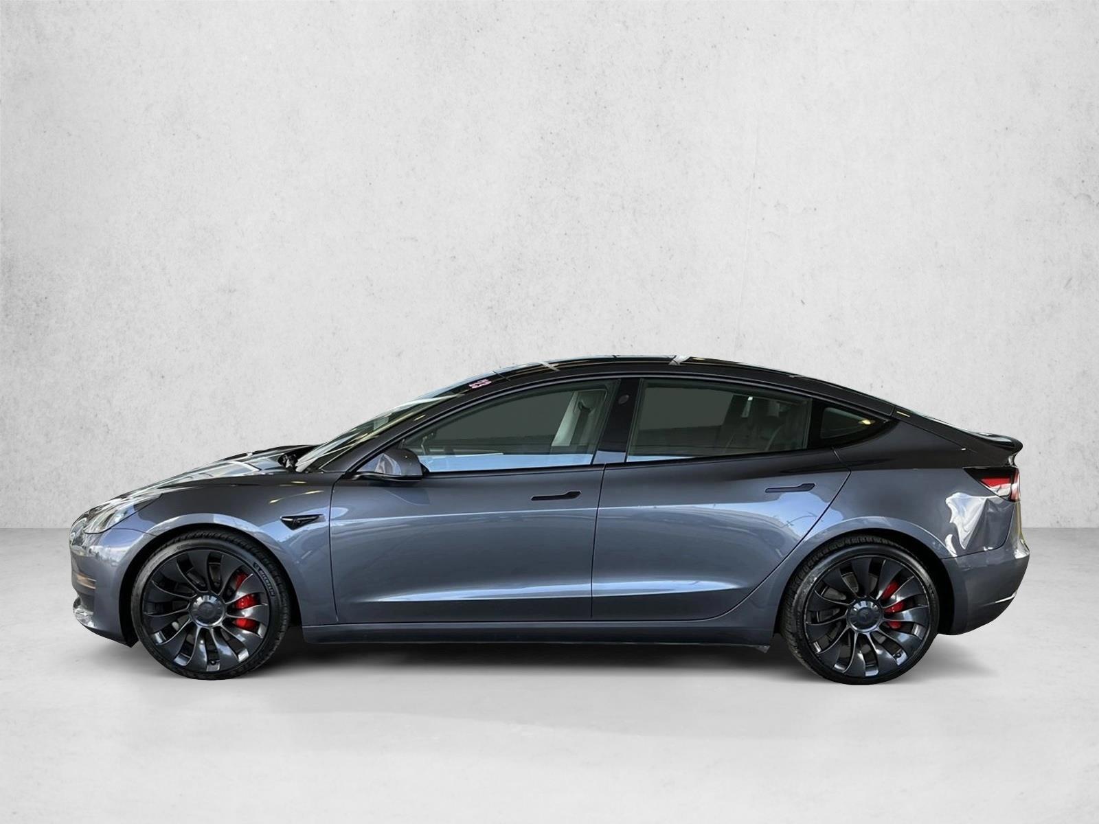 Thumbnail: 2023 Tesla Model 3 - 2