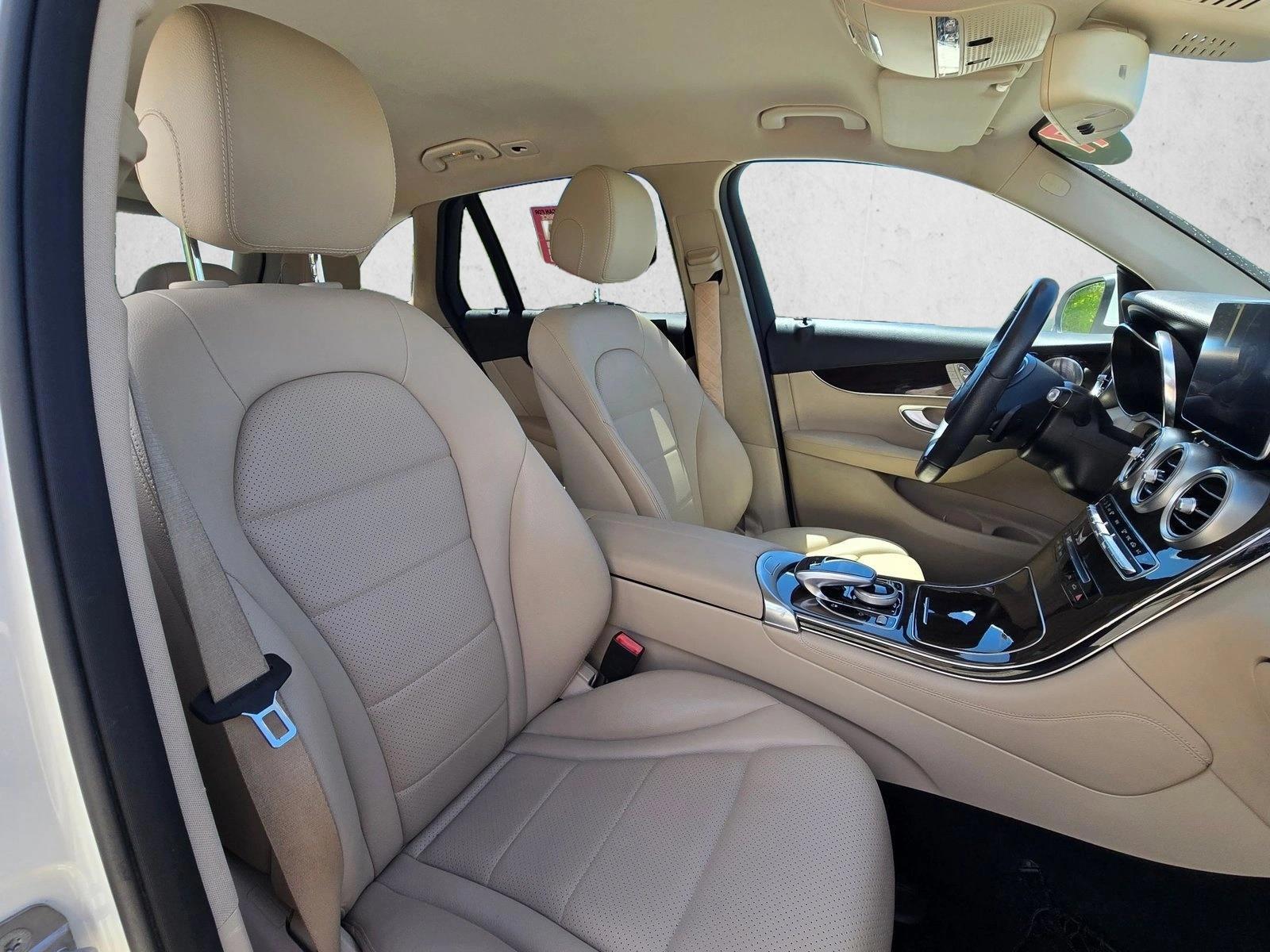 2017 Mercedes-Benz GLC GLC300 - Photo 21