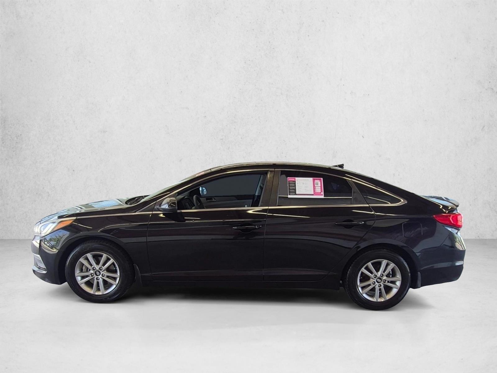Thumbnail: 2015 Hyundai Sonata - 2