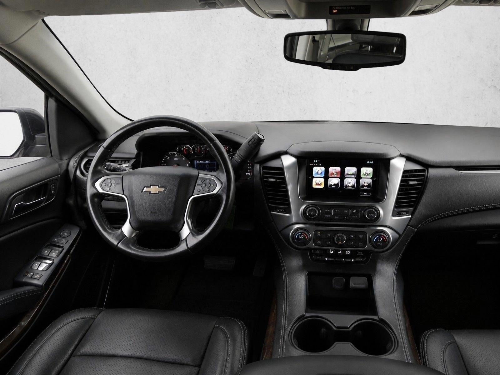 Thumbnail: 2019 Chevrolet Tahoe - 5