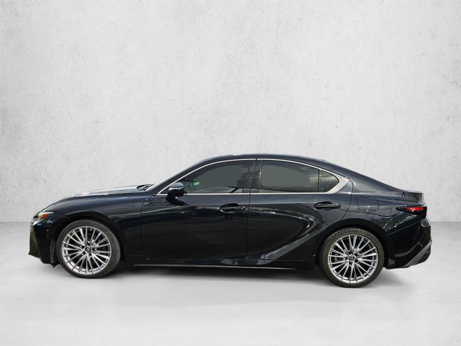 Thumbnail: 2022 Lexus IS - 2