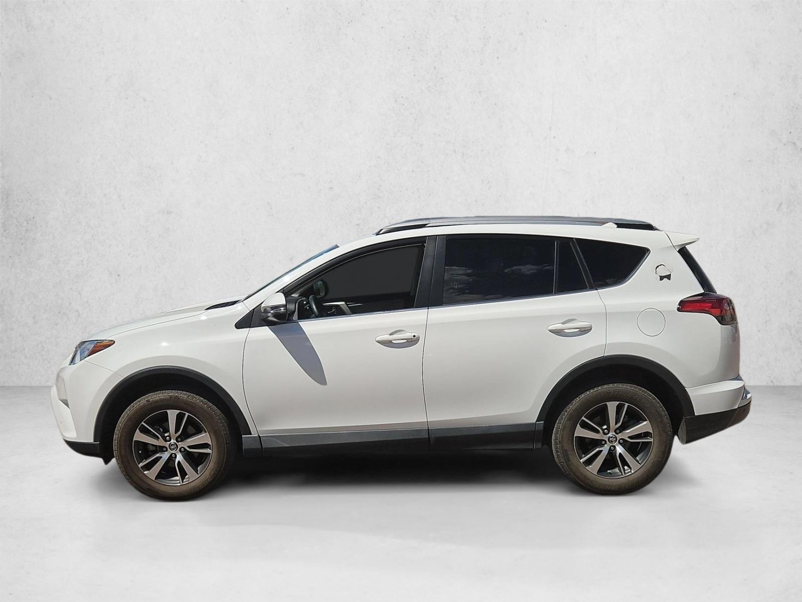 Thumbnail: 2018 Toyota RAV4 - 2