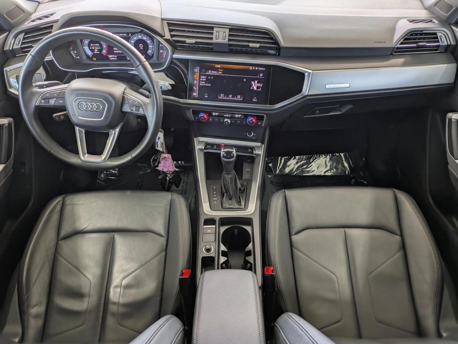Thumbnail: 2025 Audi Q3 - 3