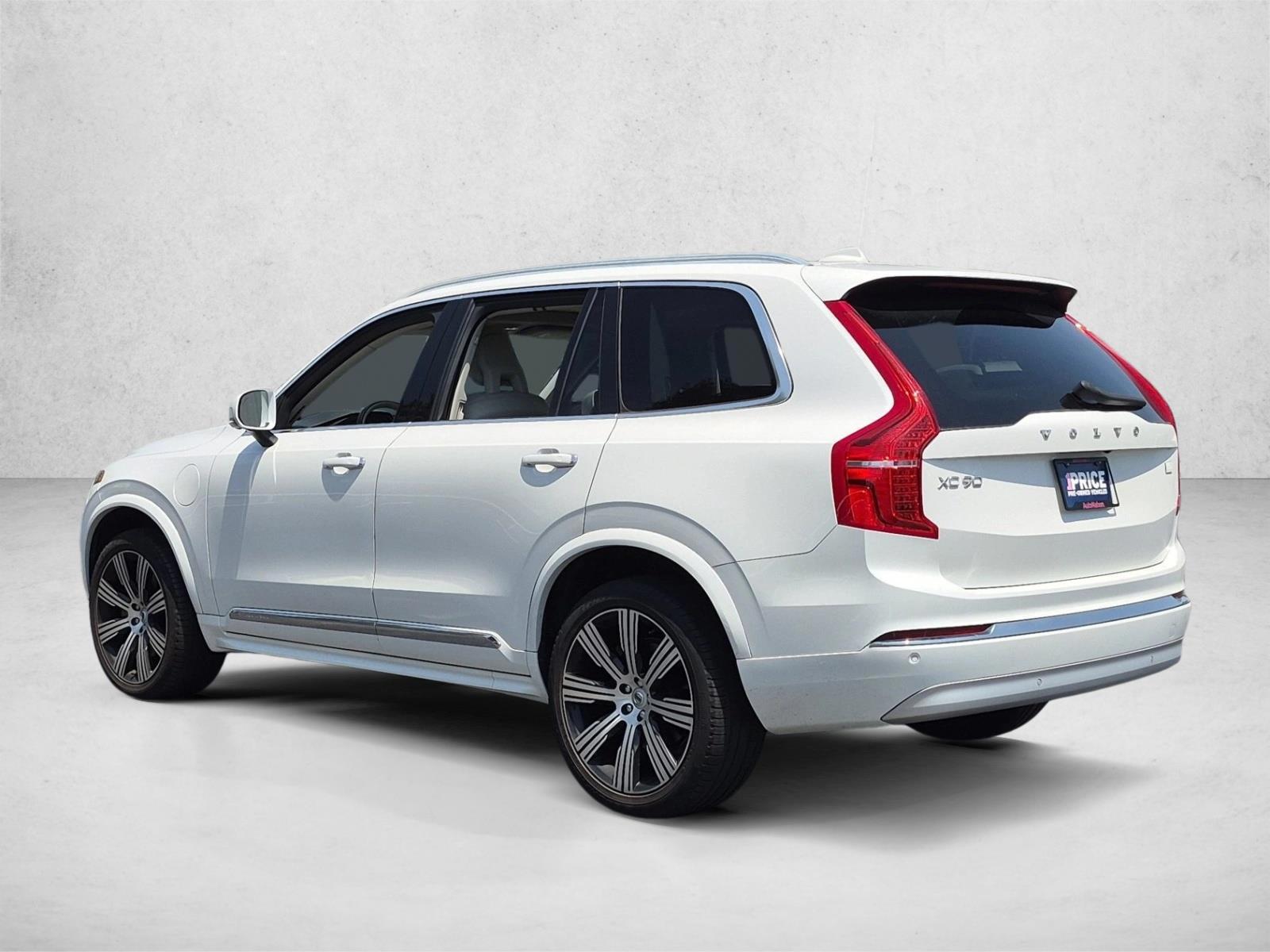 2022 Volvo XC90 Recharge Plug-In Hybrid