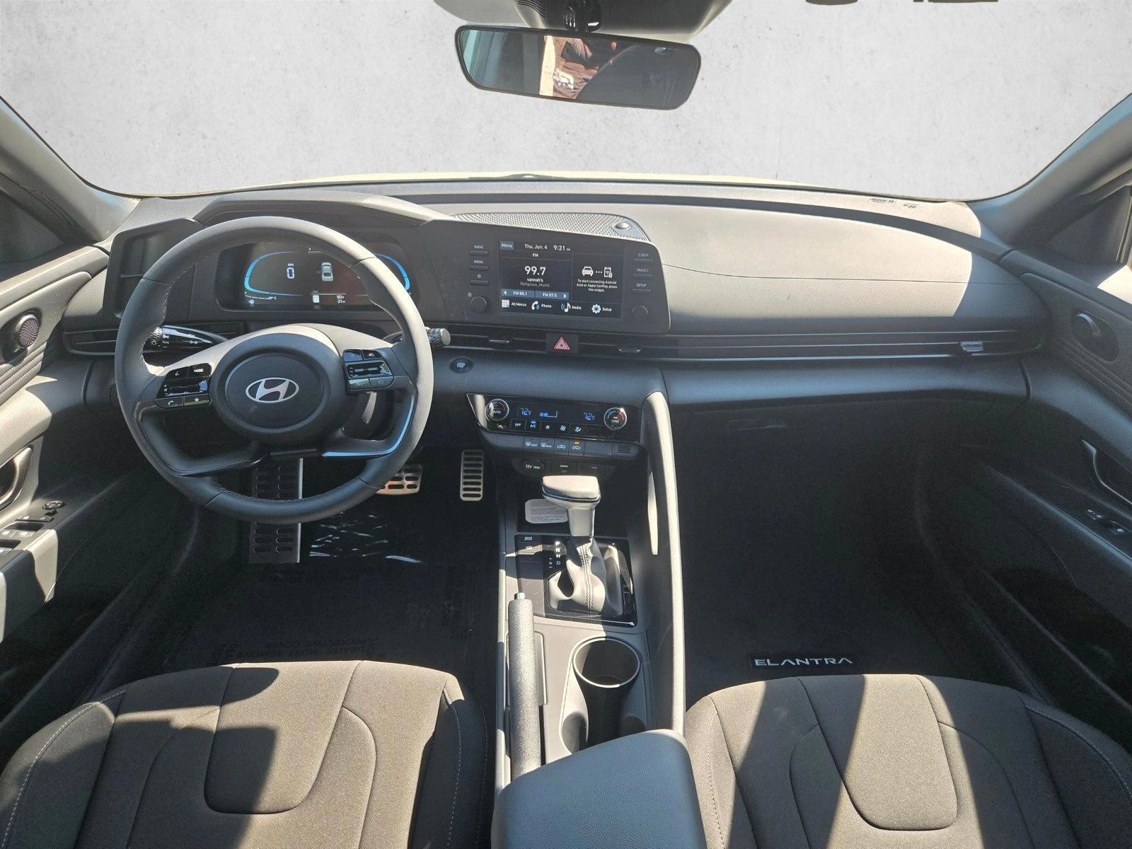 Thumbnail: 2026 Hyundai Elantra - 3