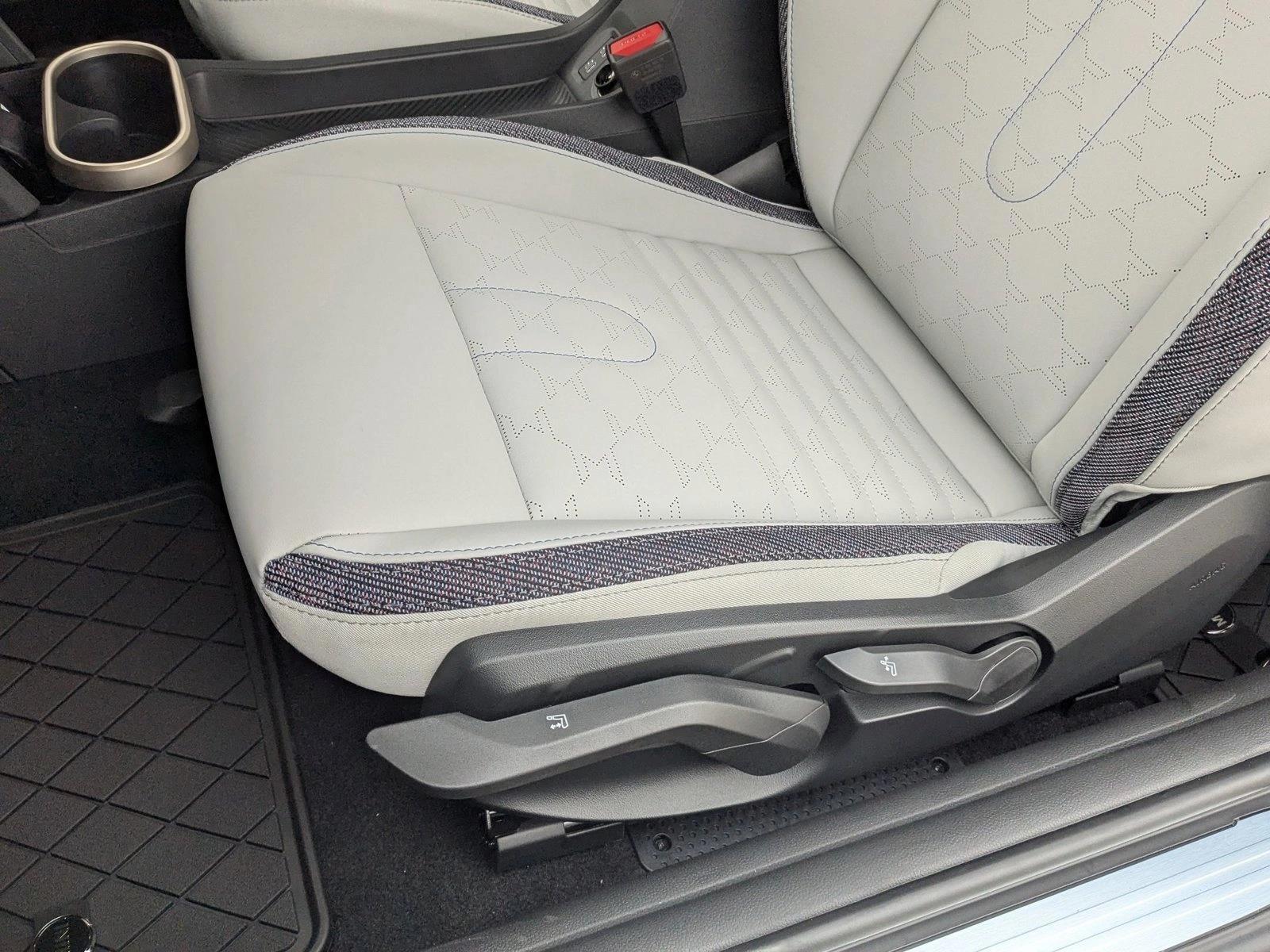 Thumbnail: 2026 MINI Cooper Hardtop - 3