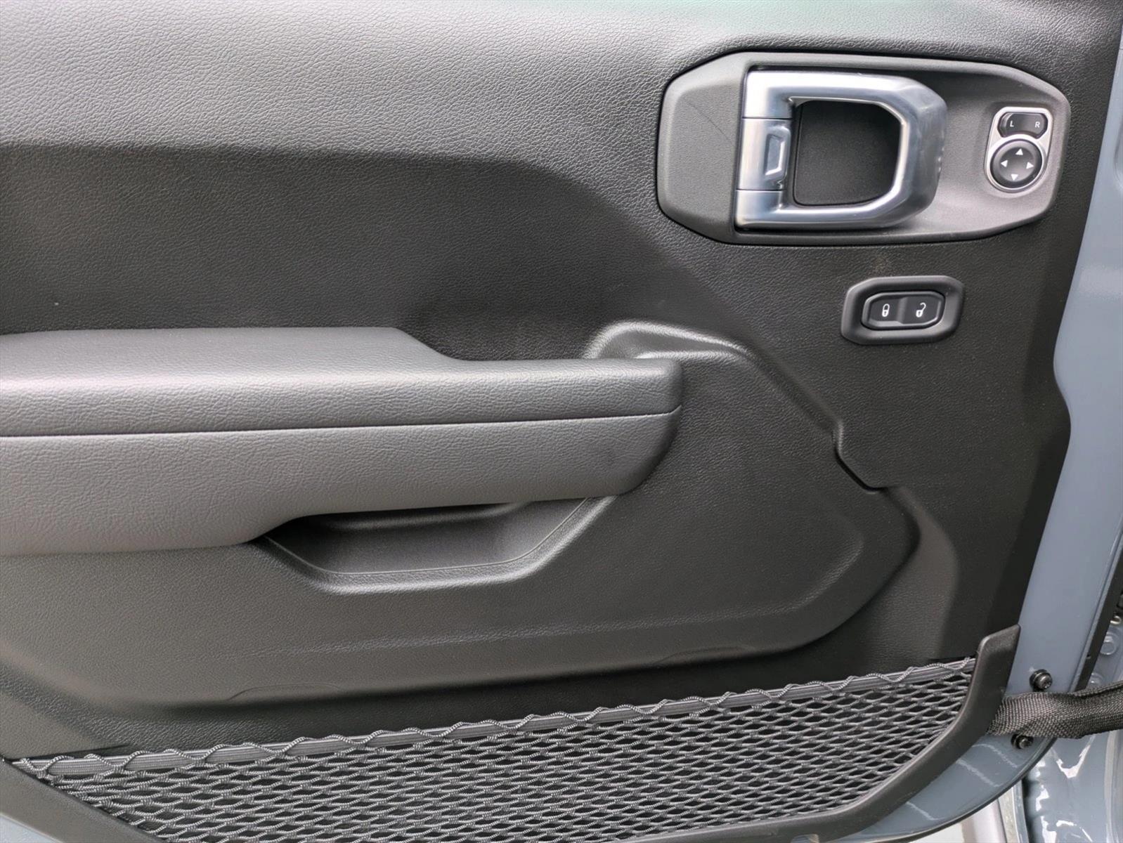 Thumbnail: 2026 Jeep Wrangler - 4