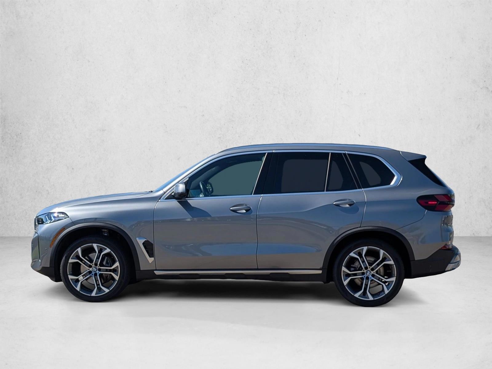 Thumbnail: 2026 BMW X5 - 2