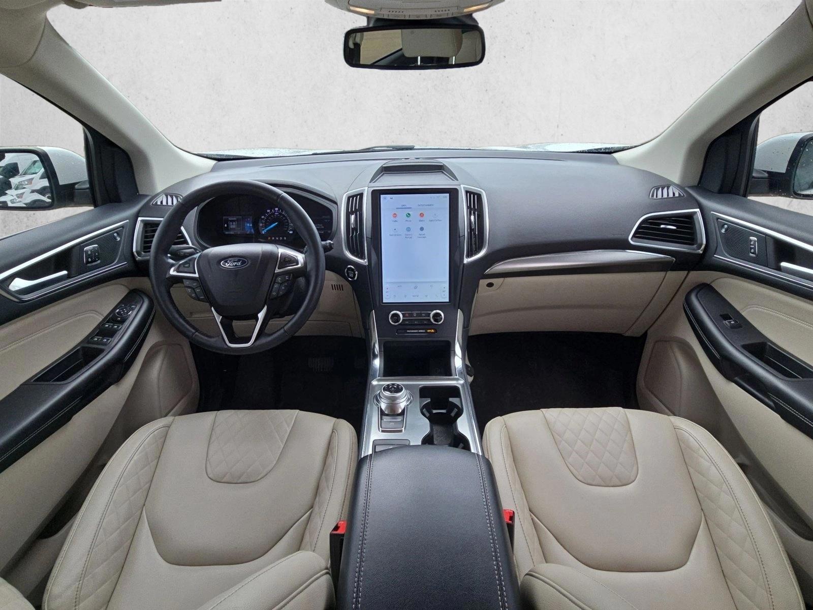 Thumbnail: 2023 Ford Edge - 4