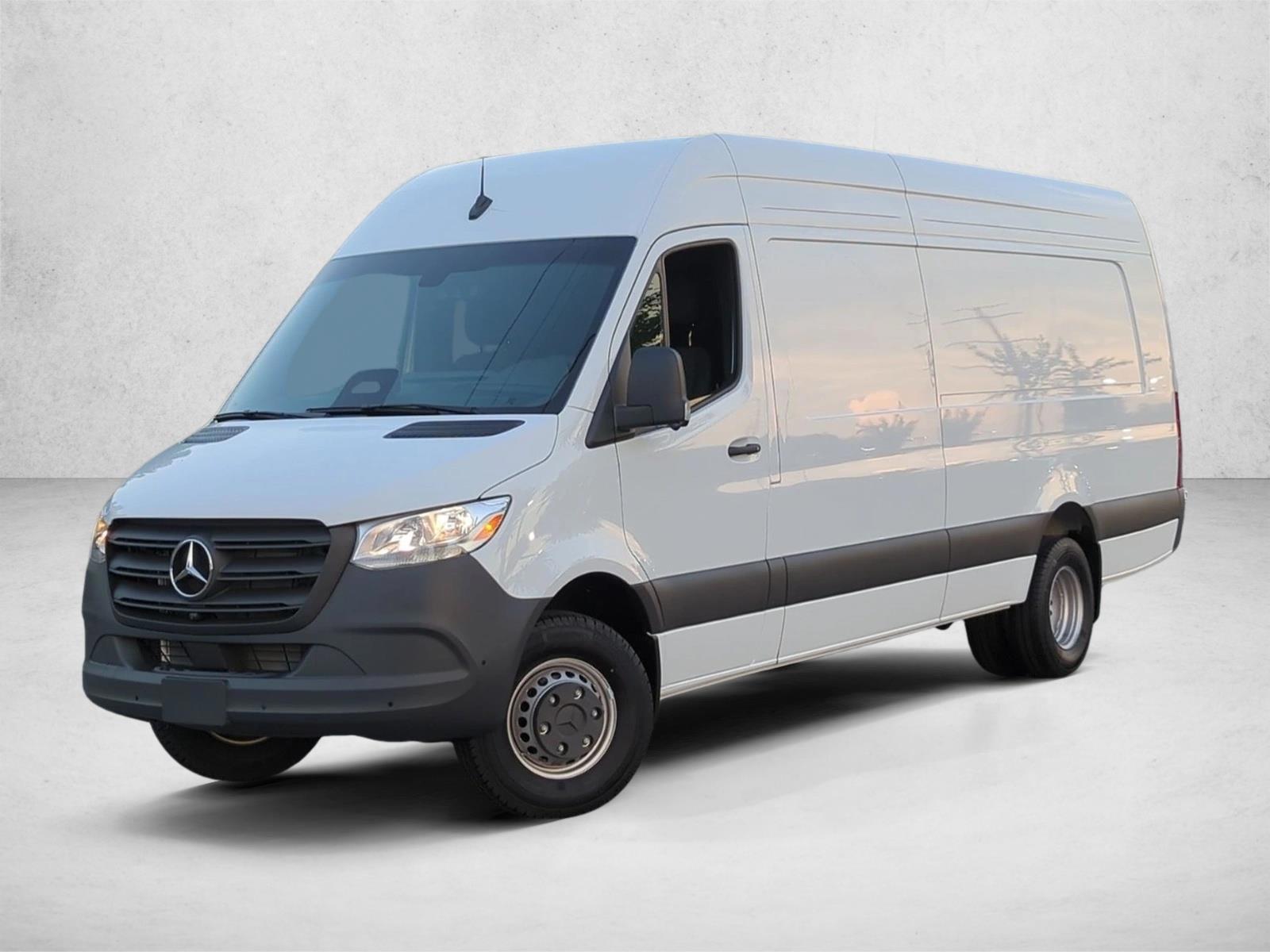 Thumbnail: 2026 Mercedes-Benz Sprinter - 1