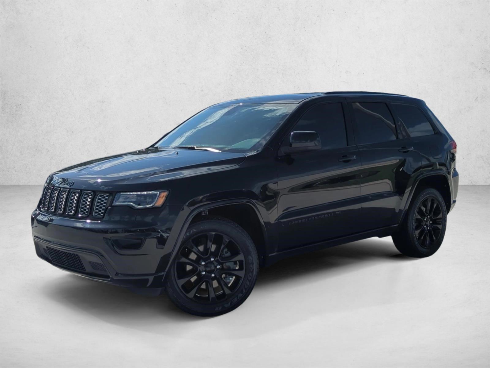 Thumbnail: 2022 Jeep Grand Cherokee - 1