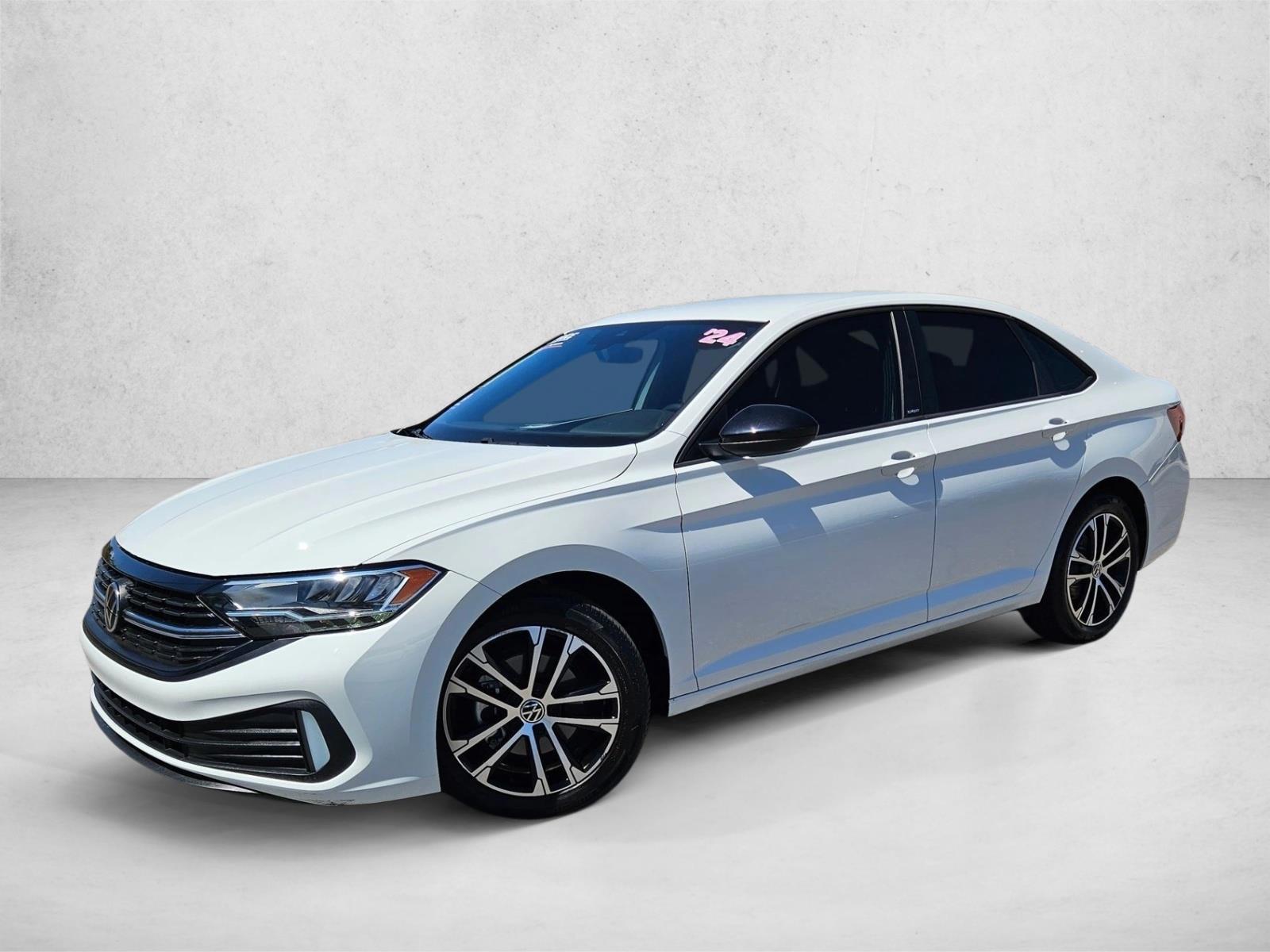 Thumbnail: 2024 Volkswagen Jetta - 1