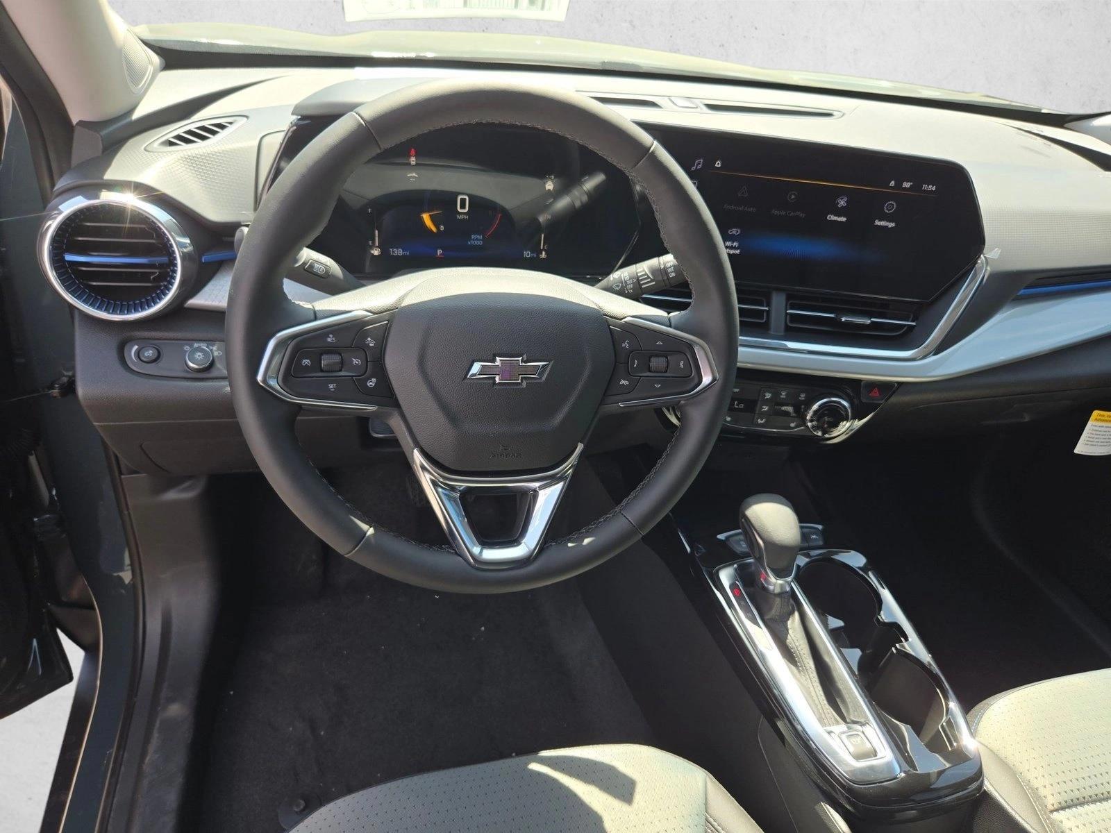 Thumbnail: 2026 Chevrolet Trax - 3