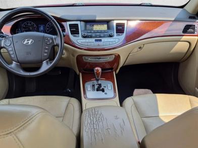 2013 Hyundai Genesis