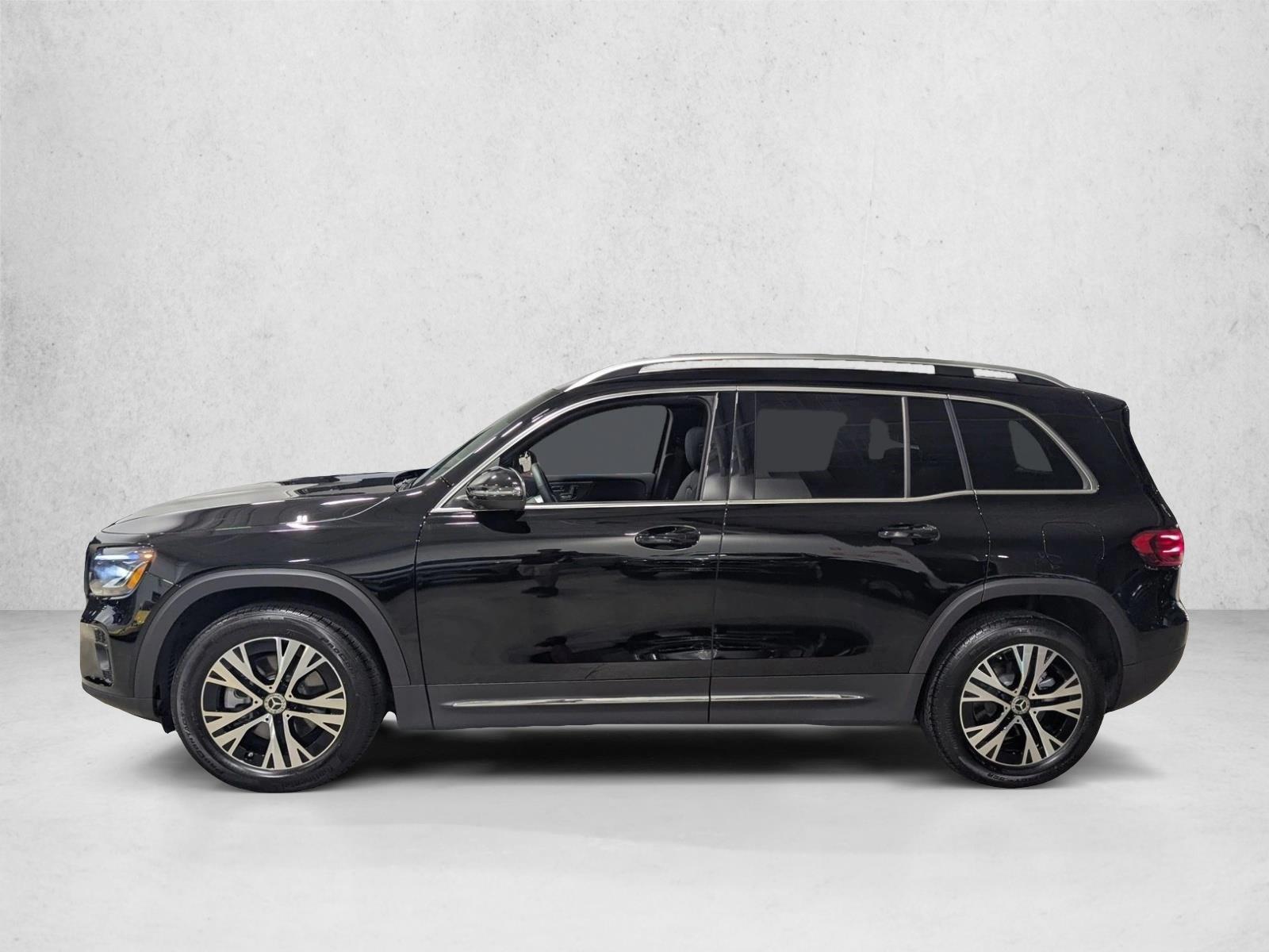 Thumbnail: 2026 Mercedes-Benz GLB - 2