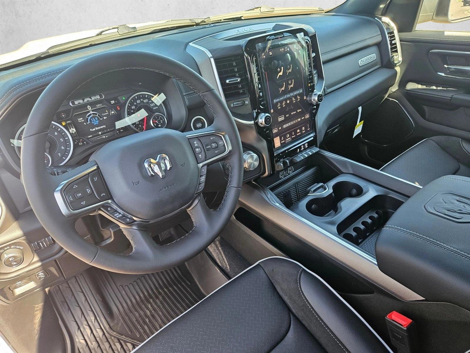 Thumbnail: 2026 RAM 1500 - 3