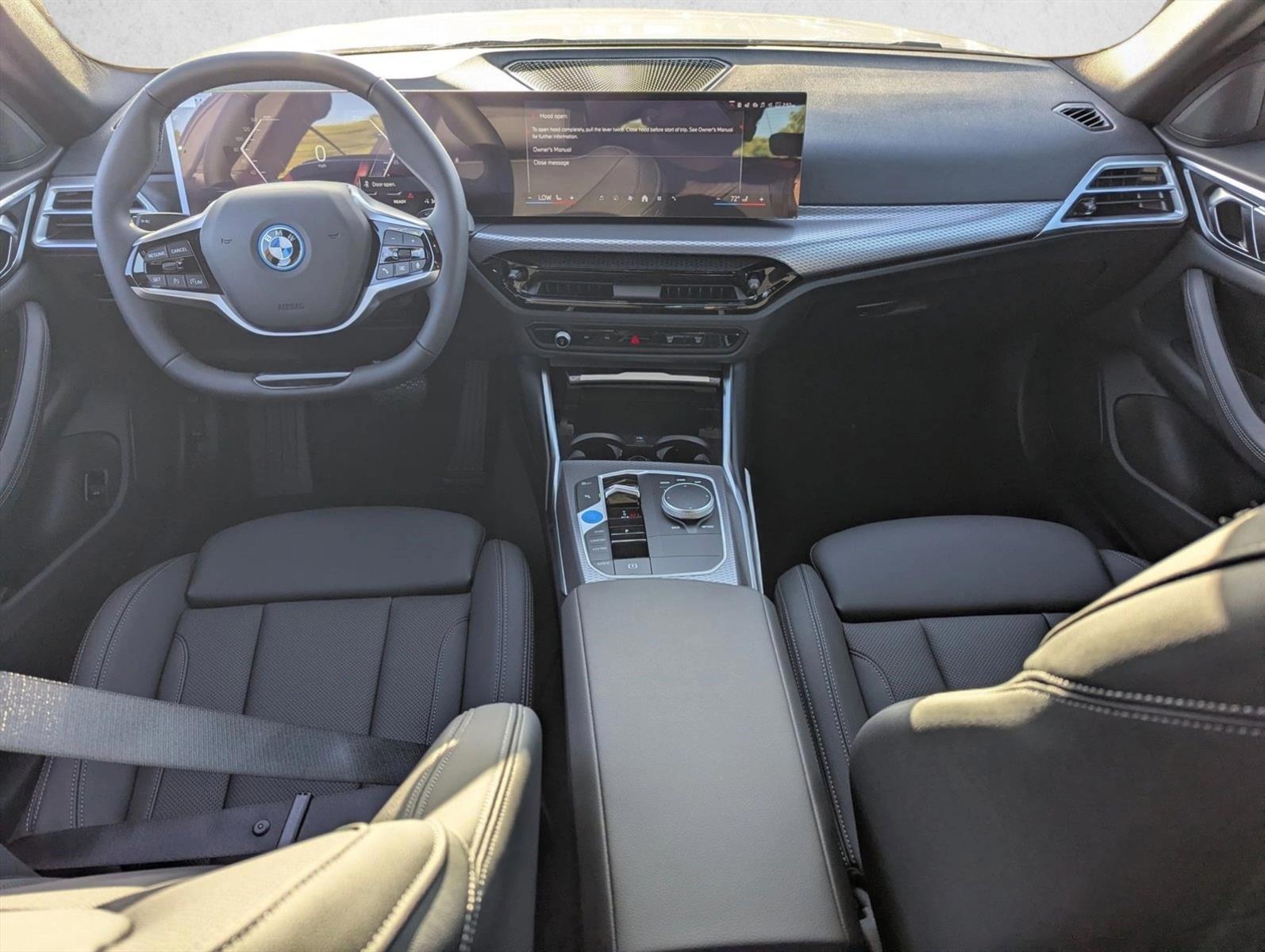 Thumbnail: 2026 BMW i4 - 3