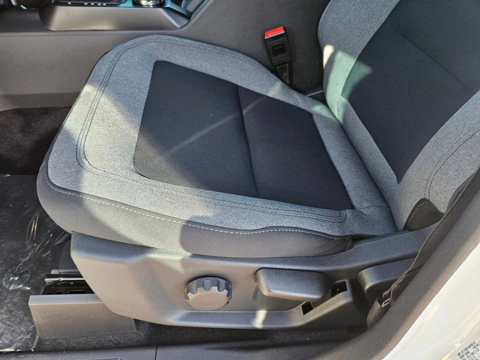 Thumbnail: 2025 Ford Bronco - 4