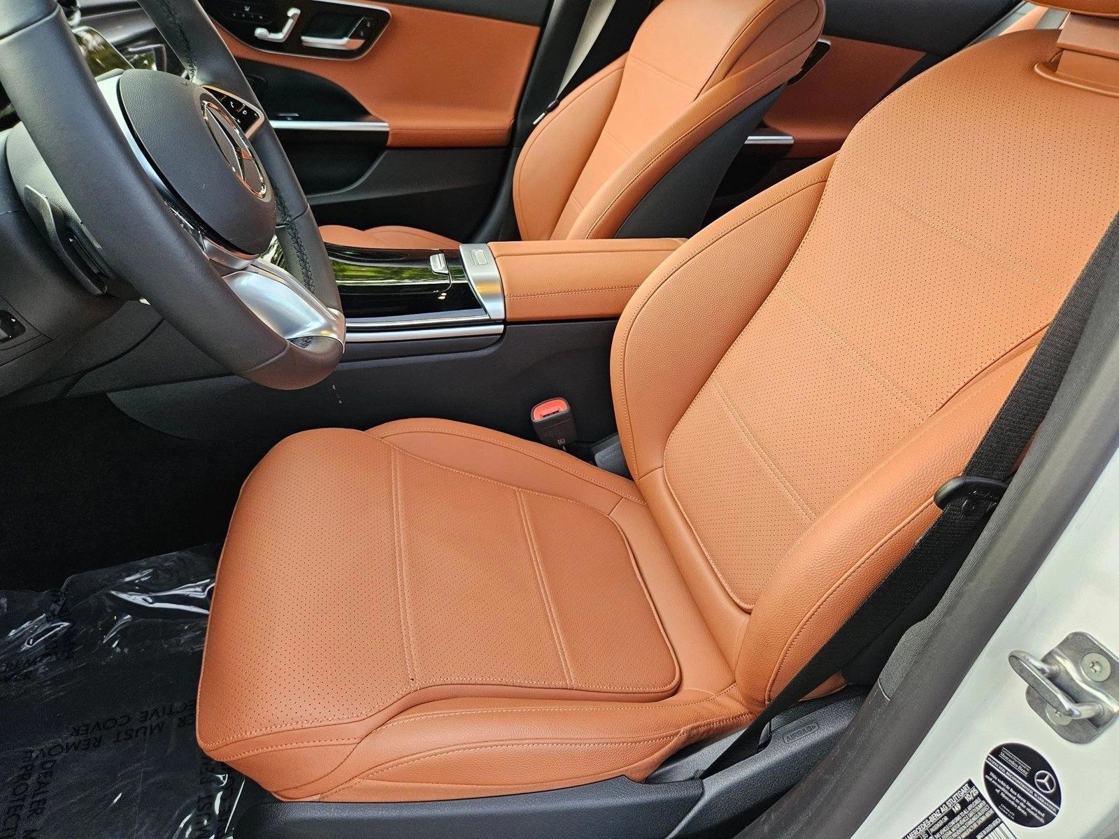 2026 Mercedes-Benz C-Class Sedan C 300 - Photo 14