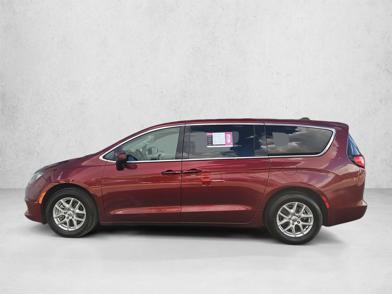 2022 Chrysler Voyager