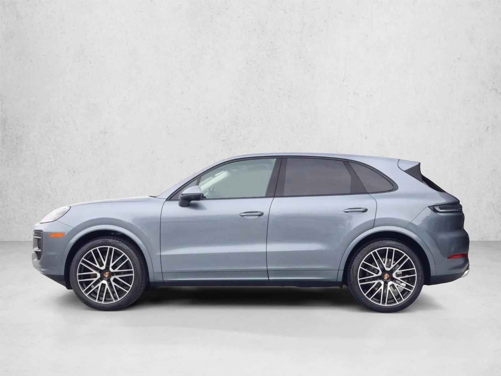Thumbnail: 2026 Porsche Cayenne - 2