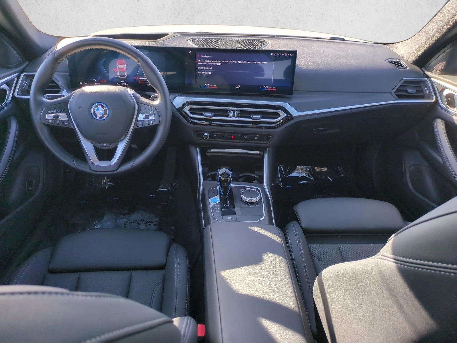 Thumbnail: 2023 BMW i4 - 3