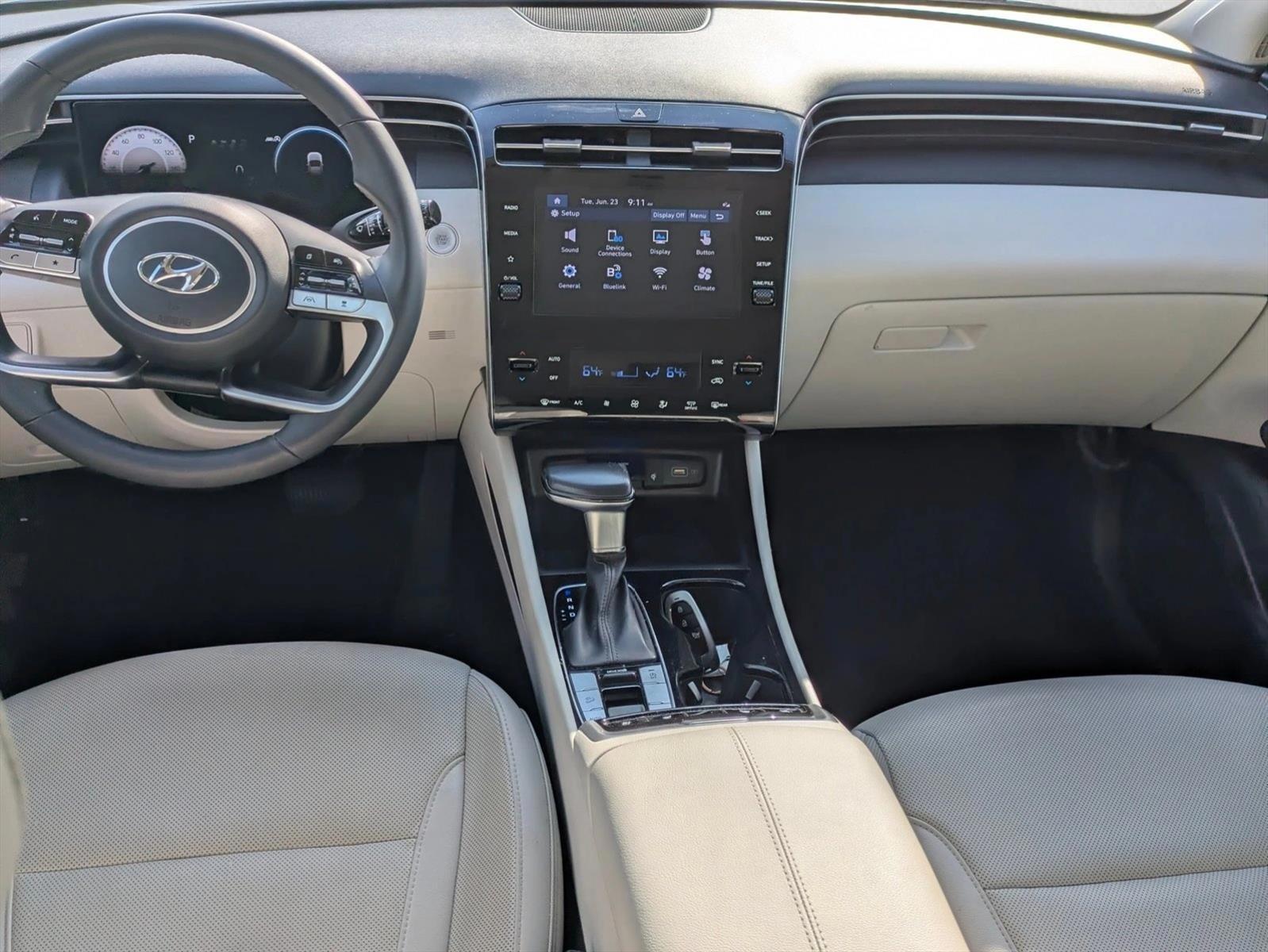 Thumbnail: 2022 Hyundai Tucson - 3