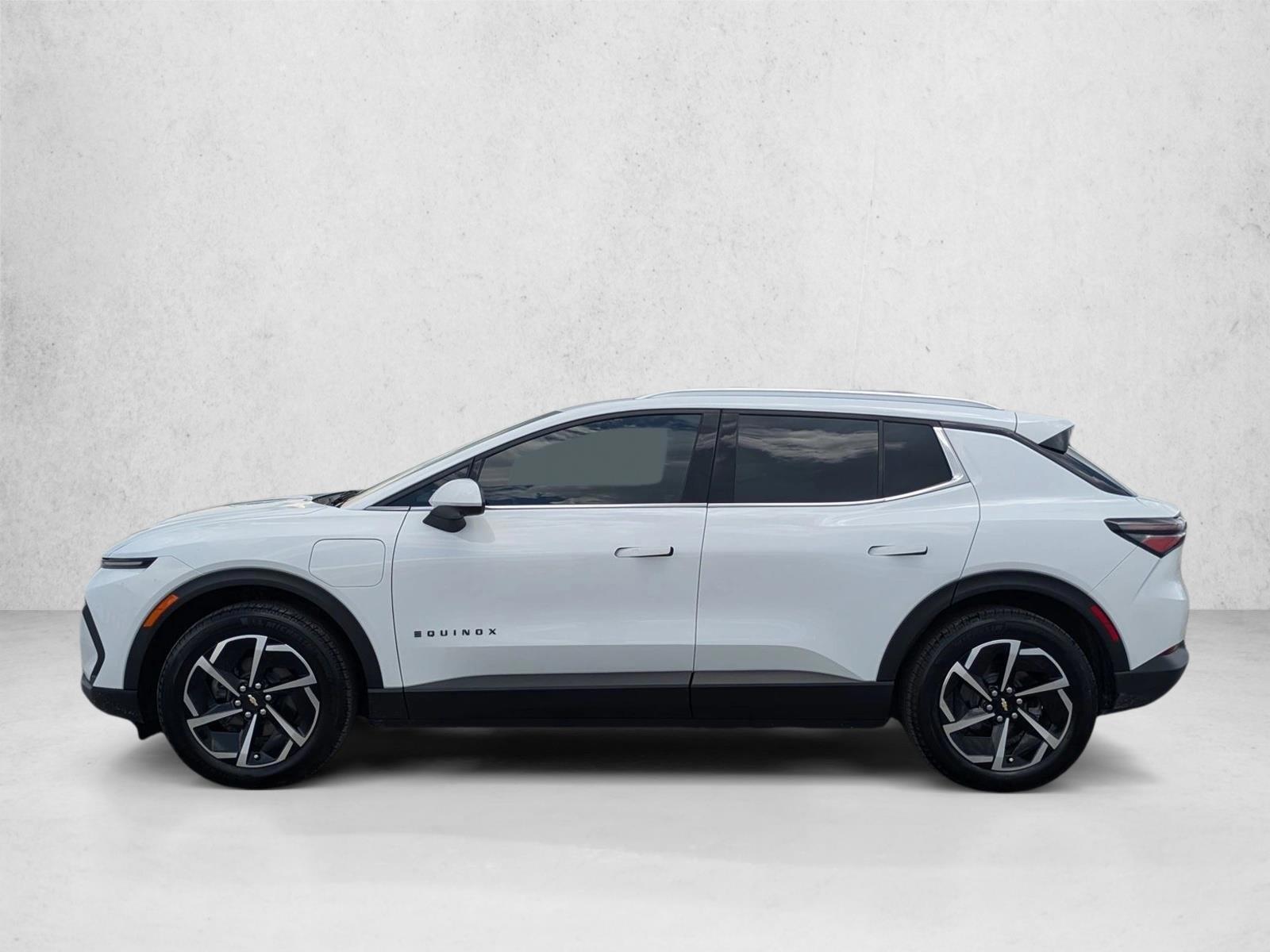 Thumbnail: 2026 Chevrolet Equinox - 2