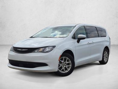 2023 Chrysler Voyager